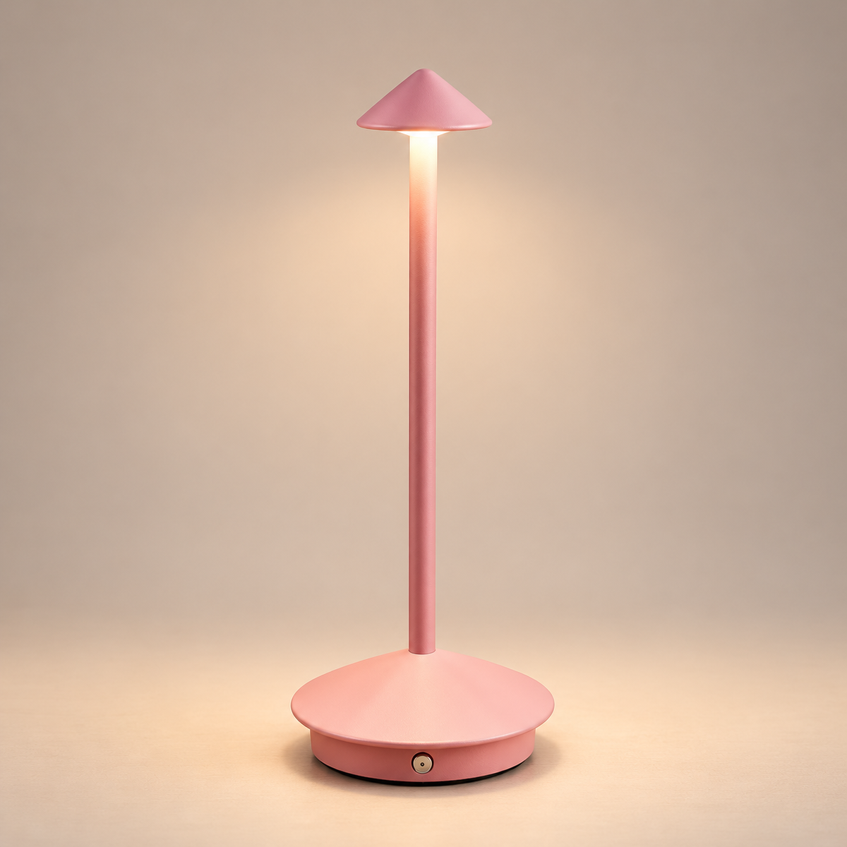 Wireless LED table lamp in an elegant design