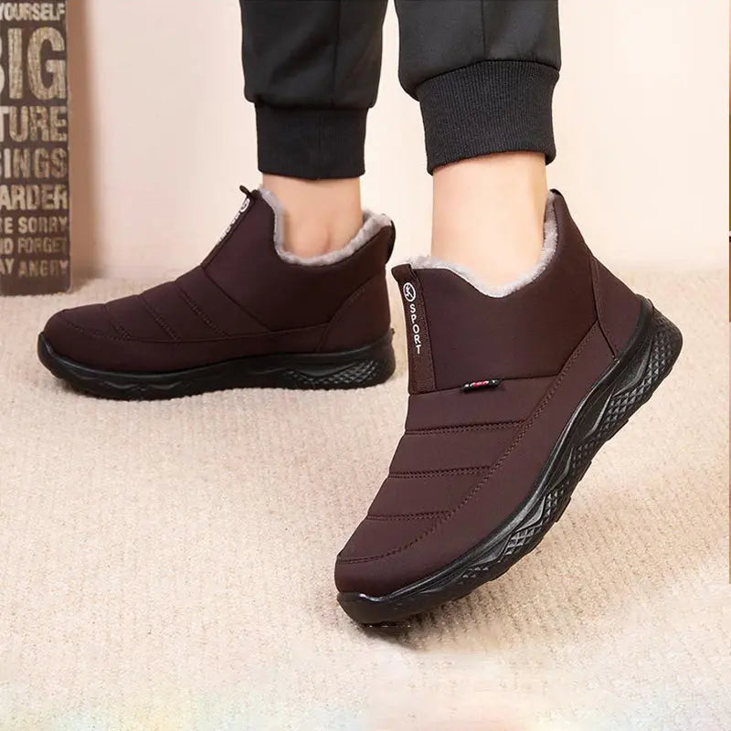 Womens Zip Up Ankle Boots with Fur Lining and Rubber Sole in Red Or Black for Winter