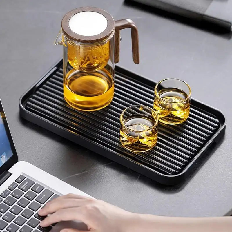 Borosilicate Glass Teapot with Removable Infuser Basket and Wooden Handle