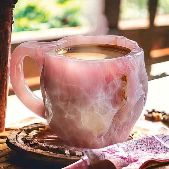 Textured Crystal Coffee Mug with Mineral Pattern and Light-Reflecting Surface