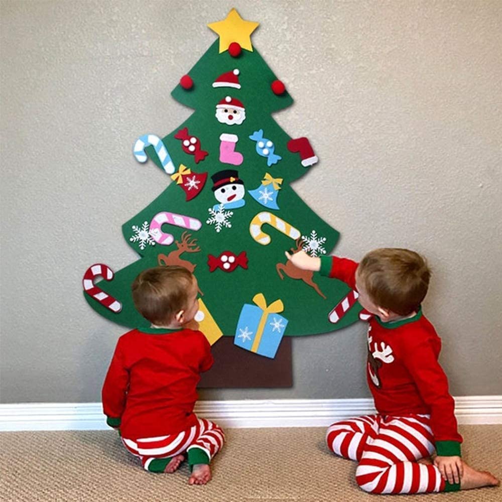 Interactive Felt Christmas Tree with Detachable Ornaments and LED Lamp