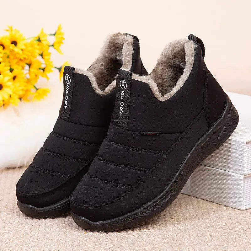 Womens Zip Up Ankle Boots with Fur Lining and Rubber Sole in Red Or Black for Winter