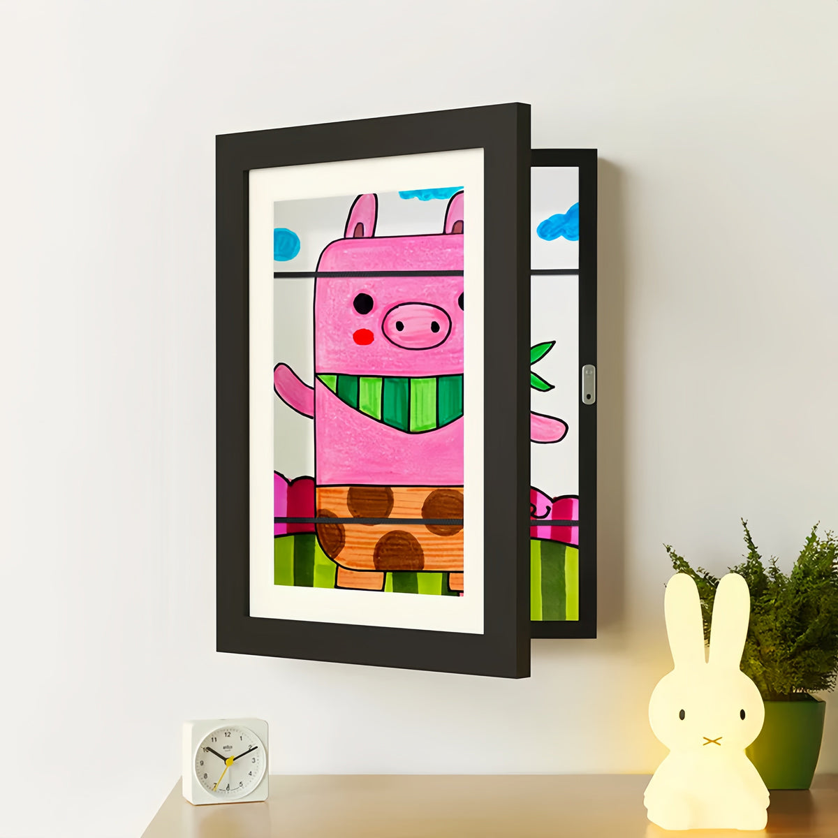 Children's Art Display Frame with Magnetic Latch and 150-Sheet Storage
