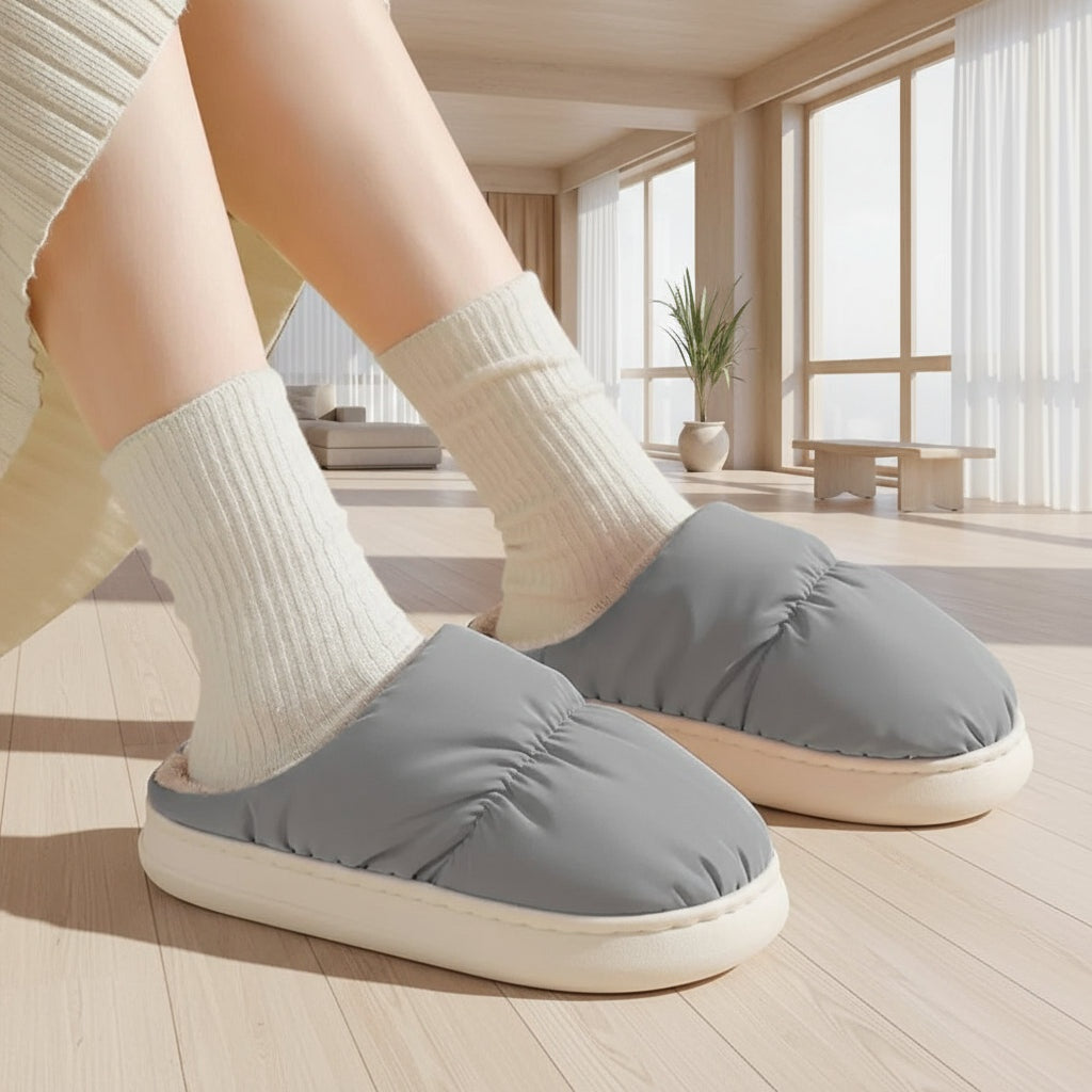 Heated Slippers with Detachable Cable and Non-Slip Base for Men and Women
