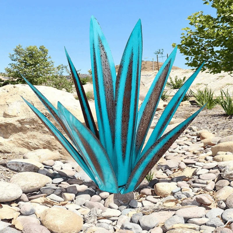 Garden Lamp With Agave Design For Outdoor Spaces