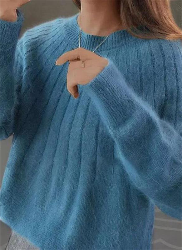 Women's Pullover Sweater with Natural Fiber Blend and Wrist Length Sleeves
