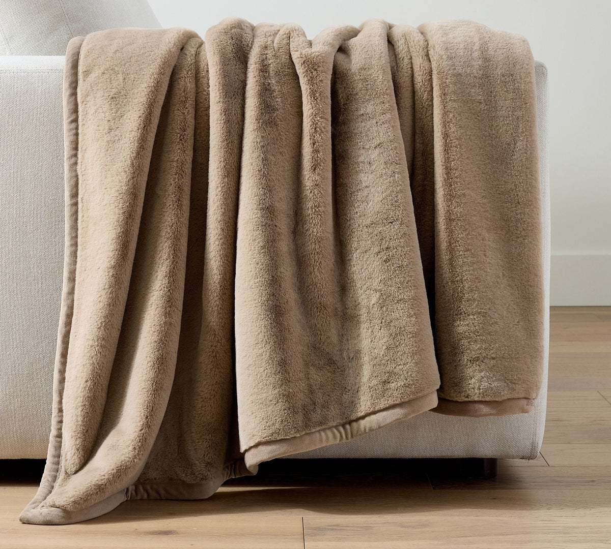 Synthetic Rabbit Fur Throw with Reinforced Edges and Shed Resistant Construction