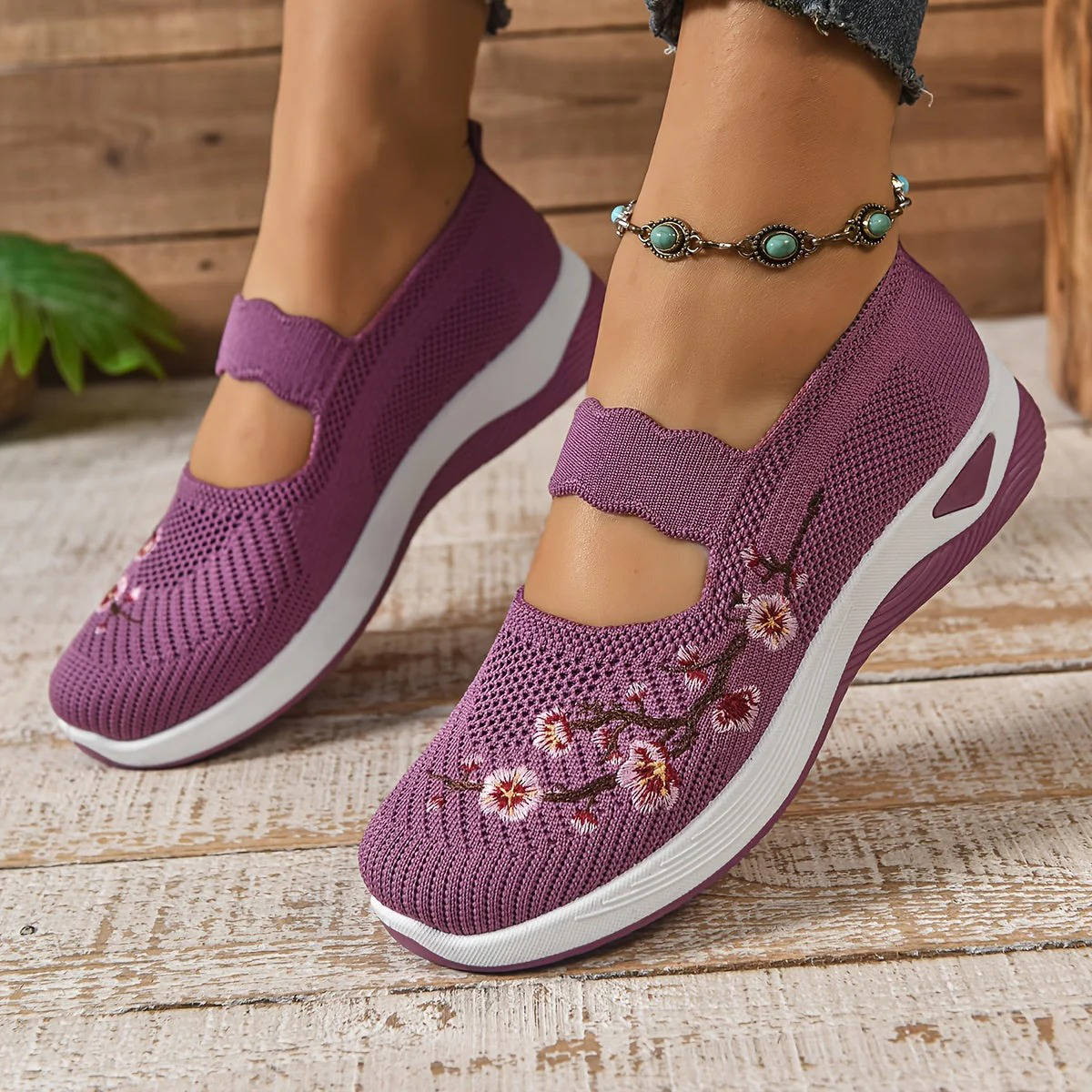 Breathable Mary Jane Shoe with Mesh Upper and Elastic Instep Strap, Floral Embroidery